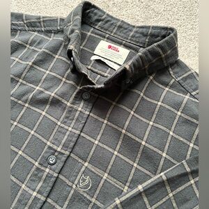 Mens Fjallraven Ovik Flannel Shirt Size Medium EUC